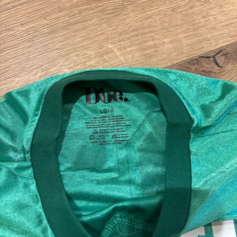 Mighty Fine Womens St. Patrick's Day Lucky 07 Graphic Jersey Shirt Green L NWOT - Picture 4 of 4
